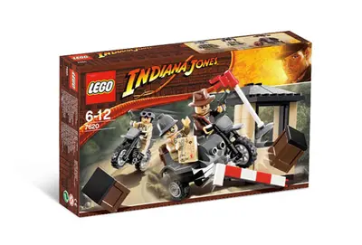 LEGO Indiana Jones 7620 Indiana Jones Motorcycle Chase set, image 3