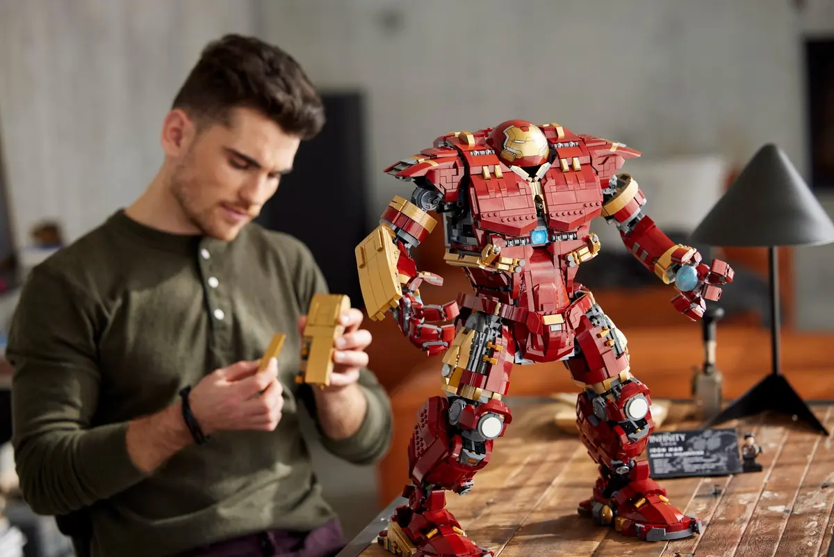 LEGO Marvel Super Heroes 76210 Hulkbuster set, image 11