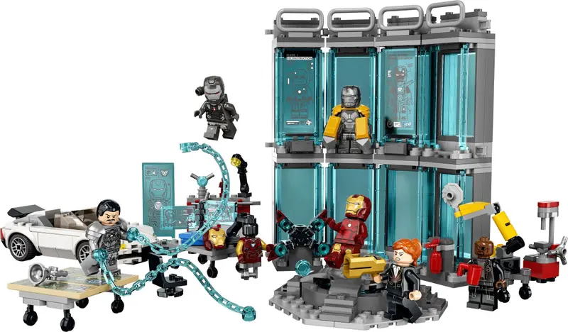 LEGO Marvel Super Heroes 76216 Iron Man Armory set