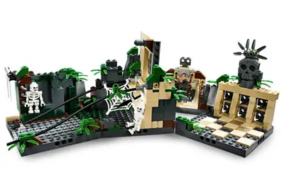 LEGO Indiana Jones 7623 Temple Escape set, image 4