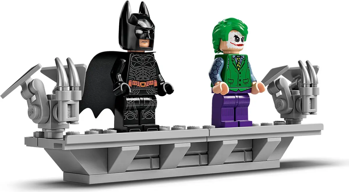 LEGO DC Comics Super Heroes 76240 Batmobile Tumbler set, image 21