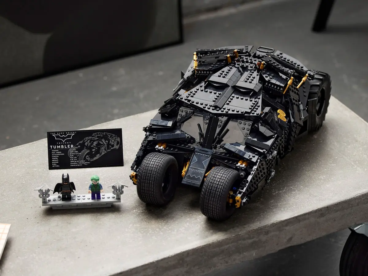 LEGO DC Comics Super Heroes 76240 Batmobile Tumbler set, image 18