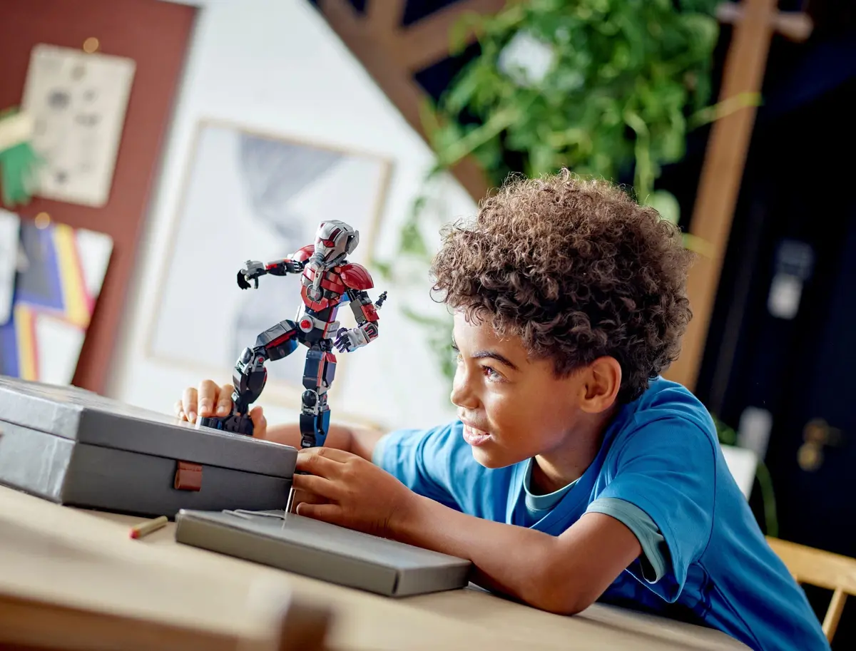 LEGO Marvel Super Heroes 76256 Ant-Man Construction Figure set, image 6