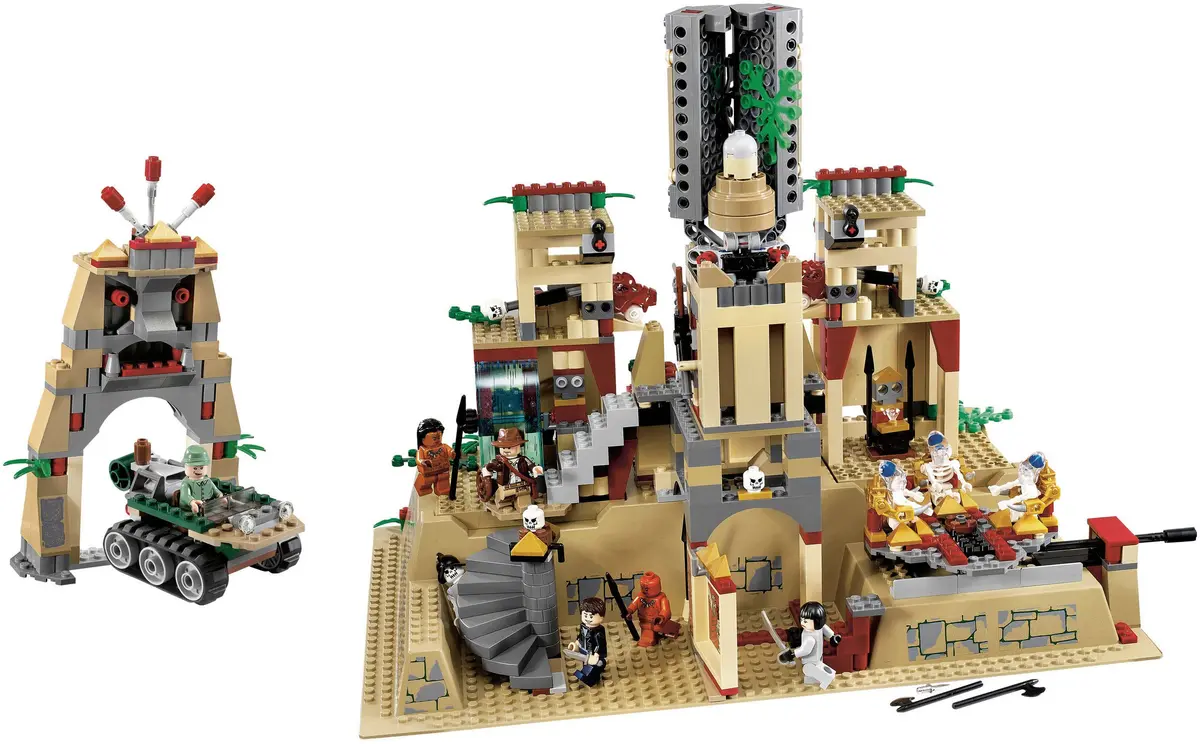 LEGO Indiana Jones 7627 Temple of the Crystal Skull set
