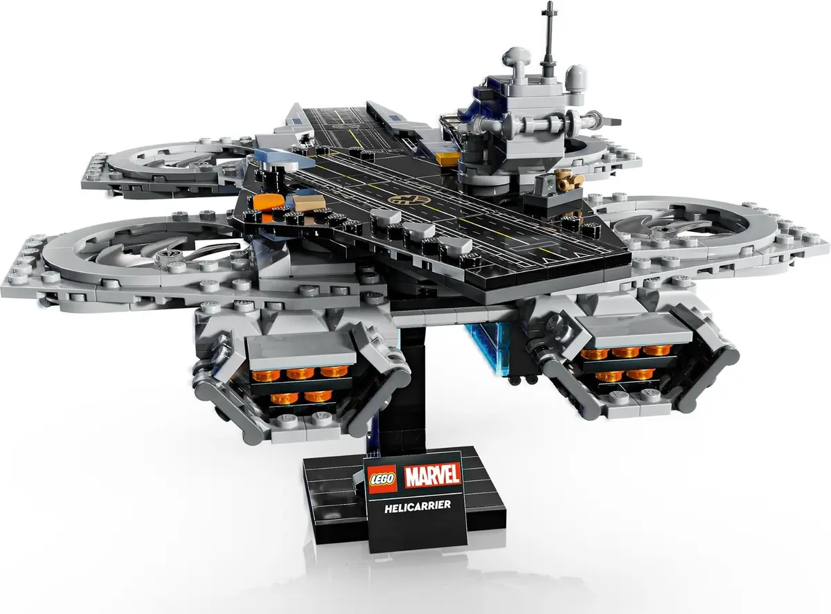 LEGO Marvel Super Heroes 76295 The Avengers Helicarrier set, image 9