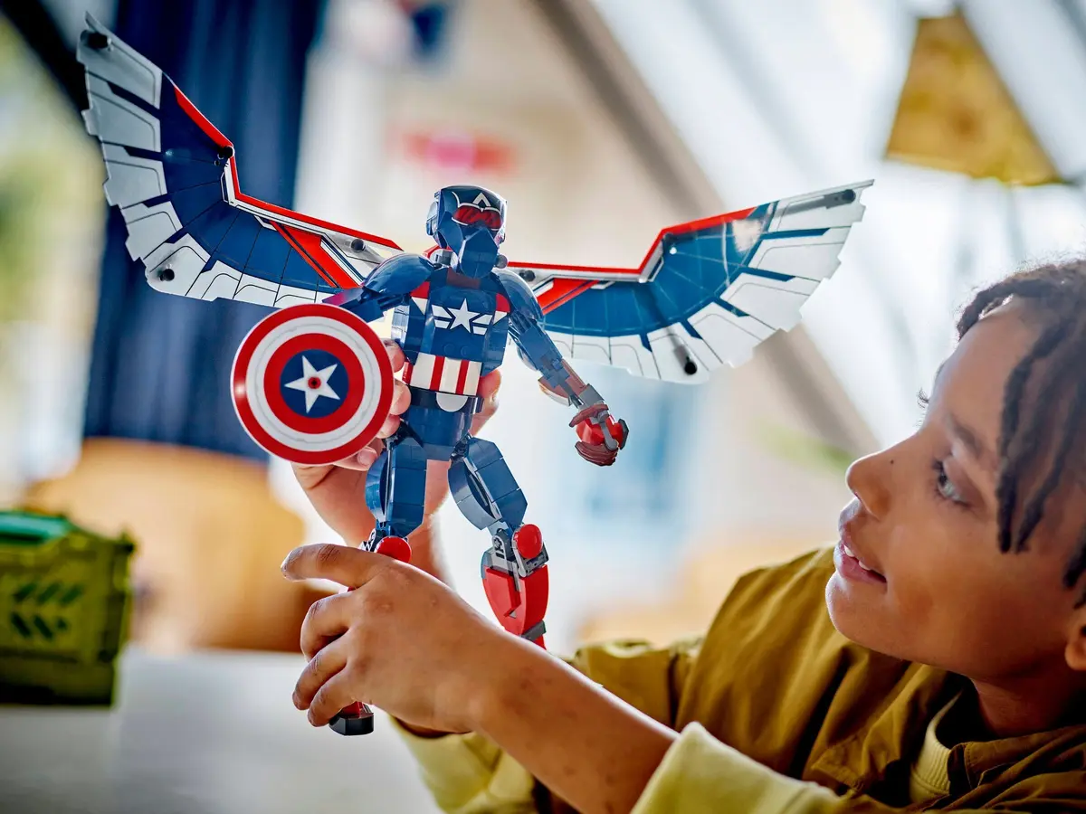 LEGO Marvel Super Heroes 76296 New Captain America Construction Figure set, image 4