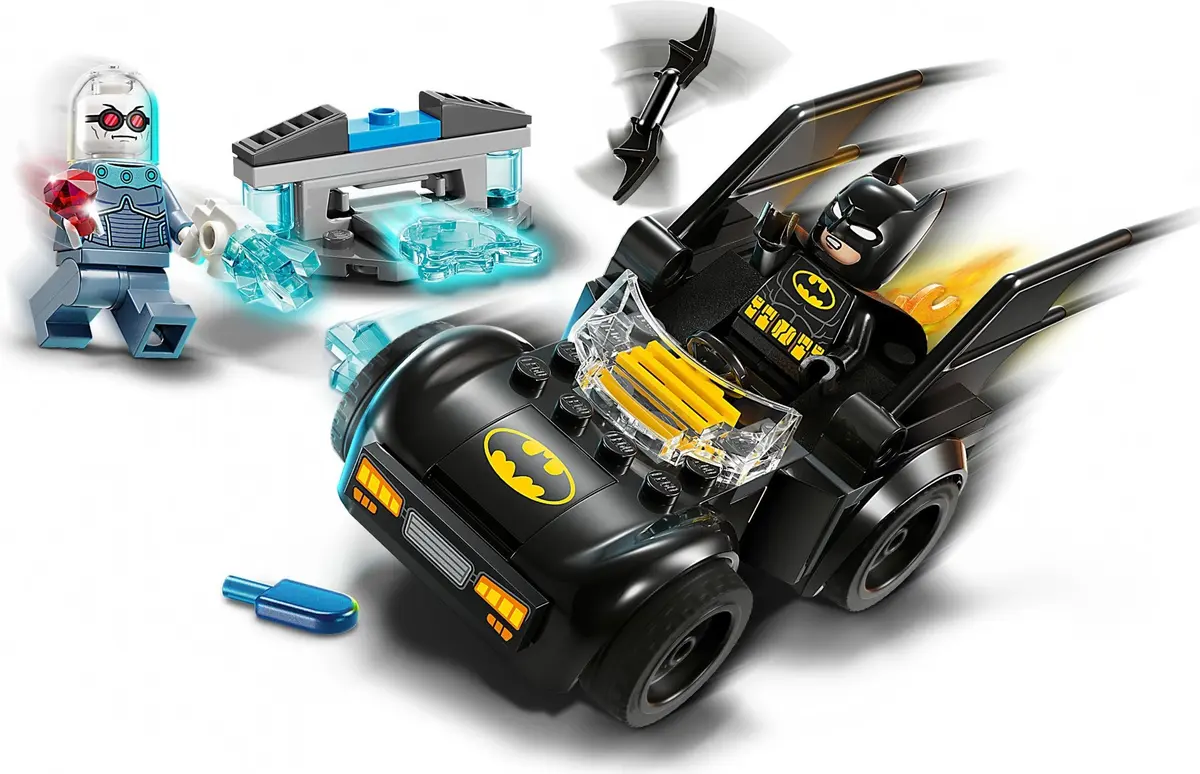 LEGO DC Comics Super Heroes 76301 Batman & Batmobile vs. Mr. Freeze set, image 7
