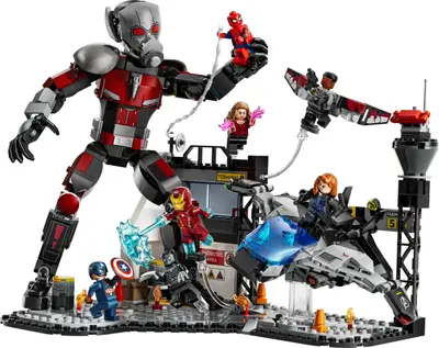 LEGO Marvel Super Heroes 76314 Captain America: Civil War Battle set