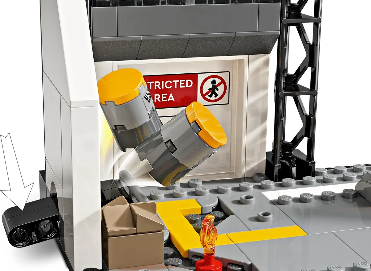 LEGO Marvel Super Heroes 76314 Captain America: Civil War Battle set, image 11