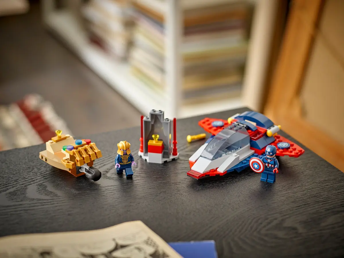 LEGO Marvel Super Heroes 76319 Captain America vs. Thanos set, image 7