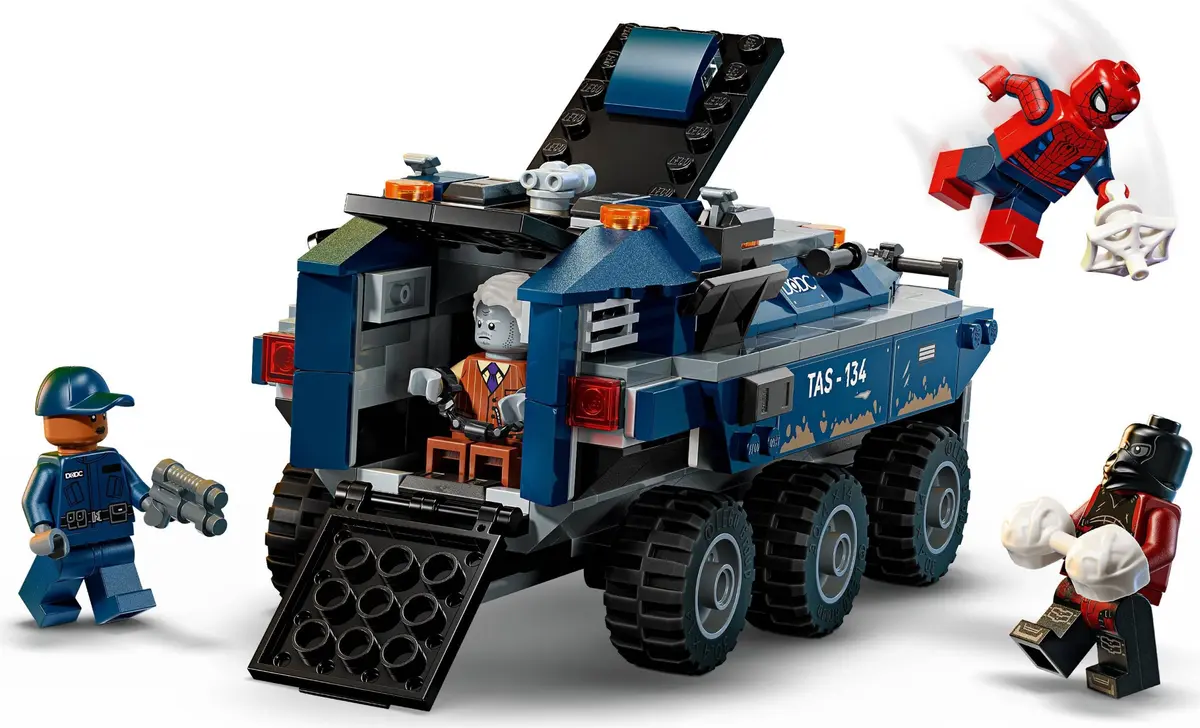 LEGO Marvel Super Heroes 76349 Spider-Man Prison Transport Chase set, image 9