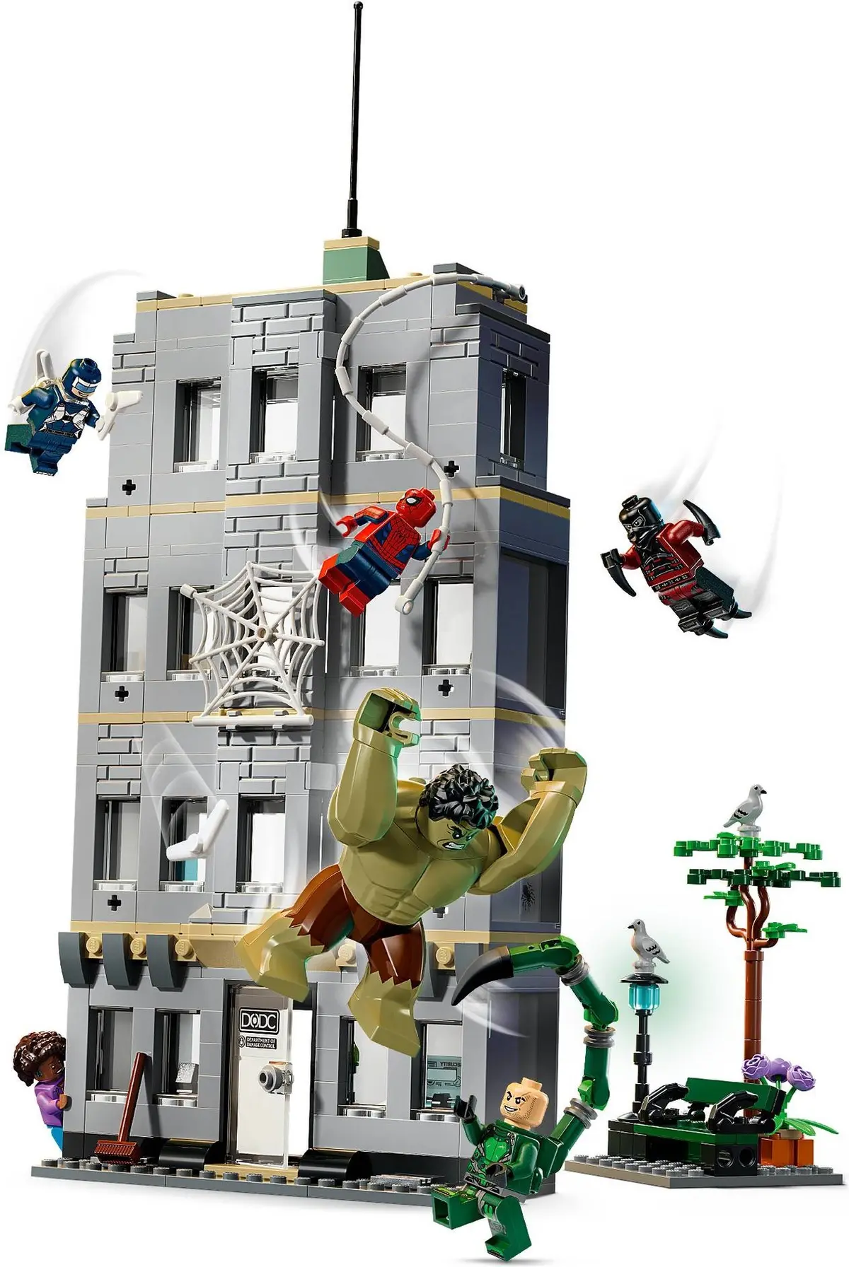 LEGO Marvel Super Heroes 76350 Spider-Man vs. Hulk Epic Clash set, image 5
