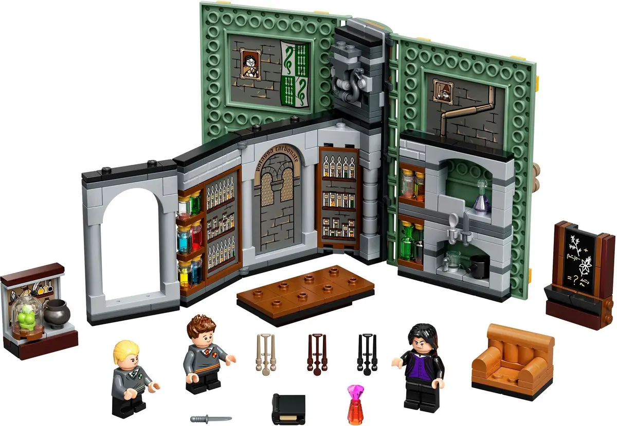 LEGO Harry Potter 76383 Hogwarts Moment: Potions Class set