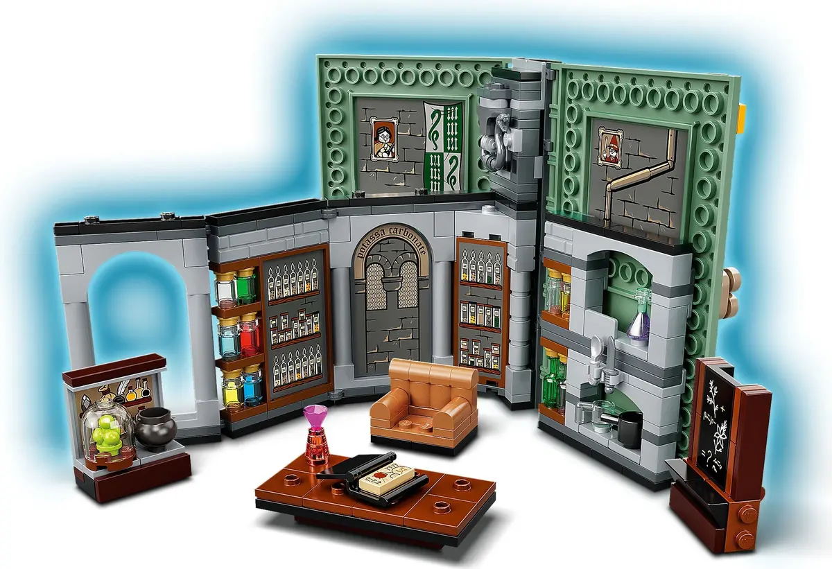 LEGO Harry Potter 76383 Hogwarts Moment: Potions Class set, image 9