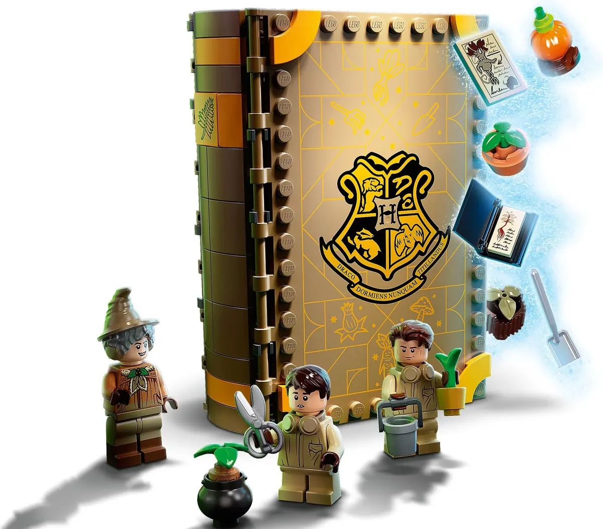 LEGO Harry Potter 76384 Hogwarts Moment: Herbology Class set, image 8