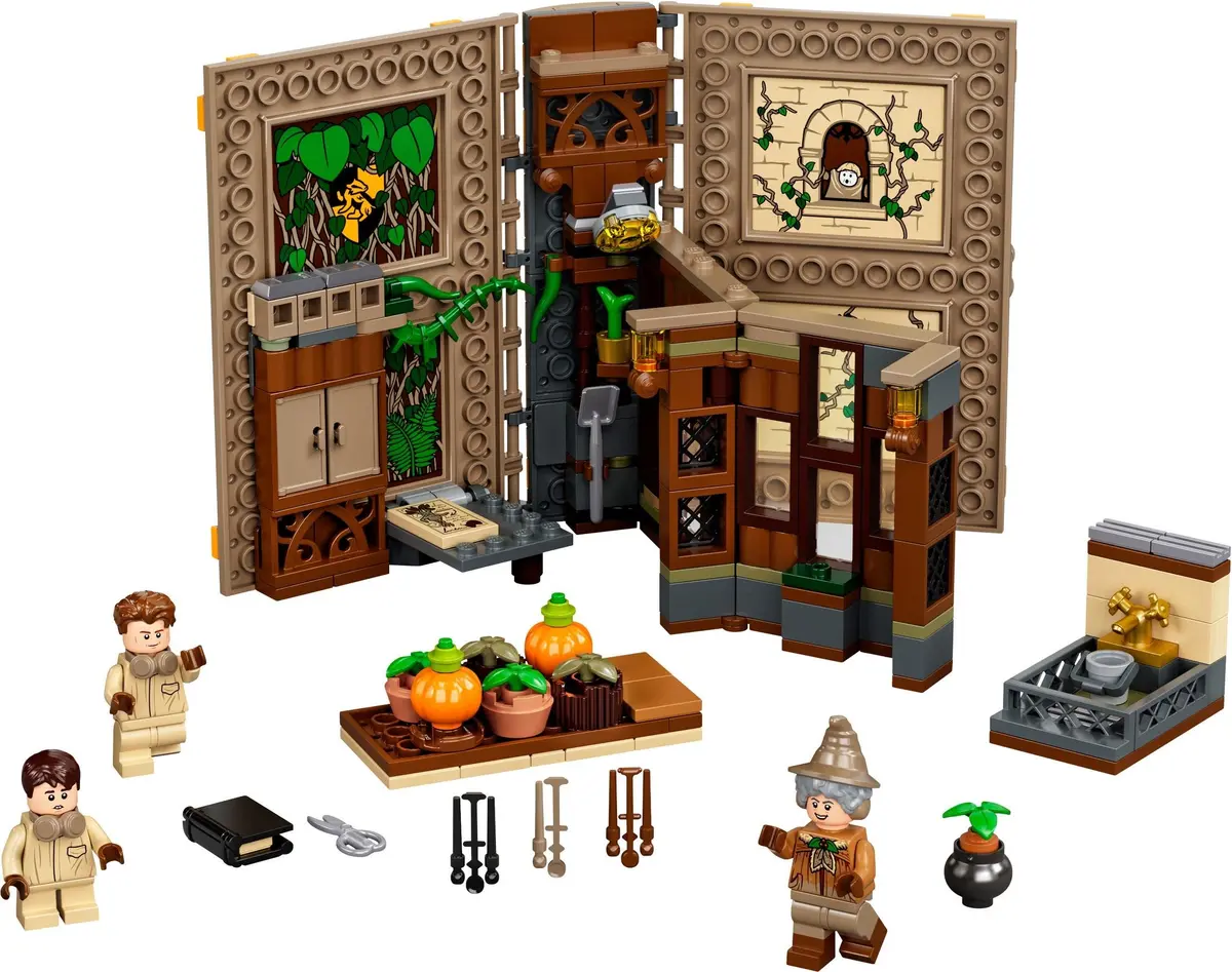 LEGO Harry Potter 76384 Hogwarts Moment: Herbology Class set