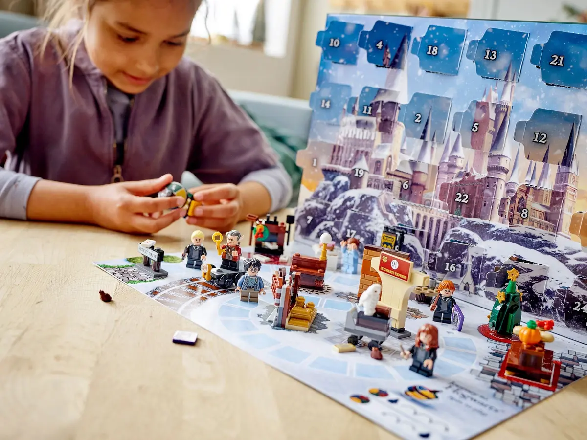 LEGO Harry Potter 76390 LEGO Harry Potter Advent Calendar set, image 4