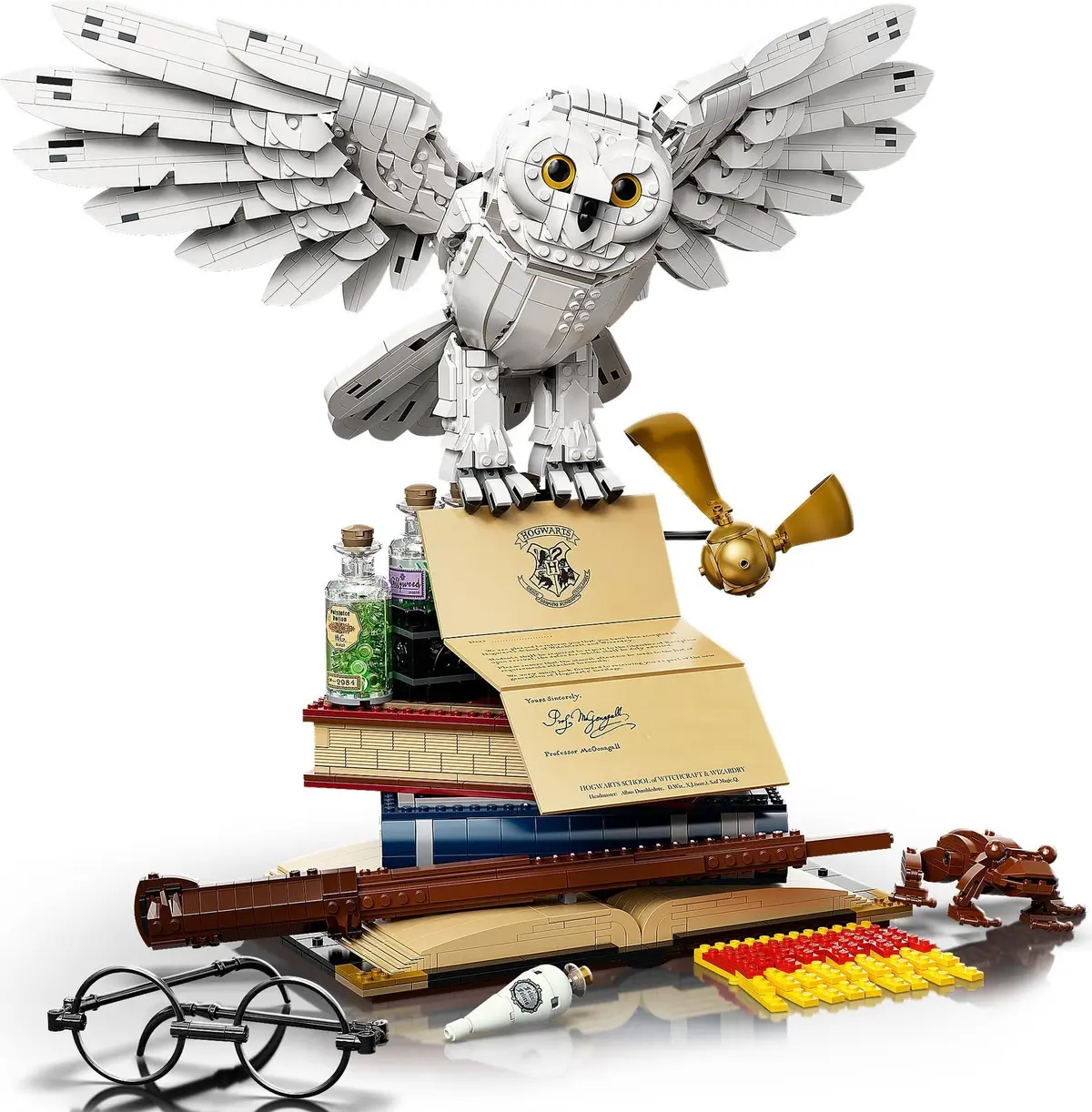 LEGO Harry Potter 76391 Hogwarts Icons - Collectors' Edition set, image 10