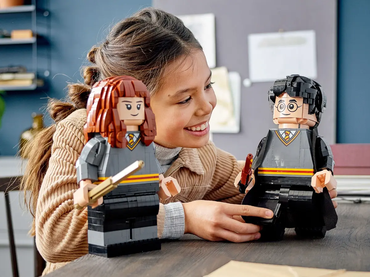 LEGO Harry Potter 76393 Harry Potter & Hermione Granger set, image 5