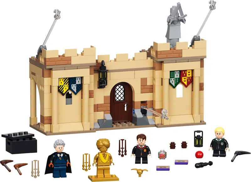 LEGO Harry Potter 76395 Hogwarts: First Flying Lesson set