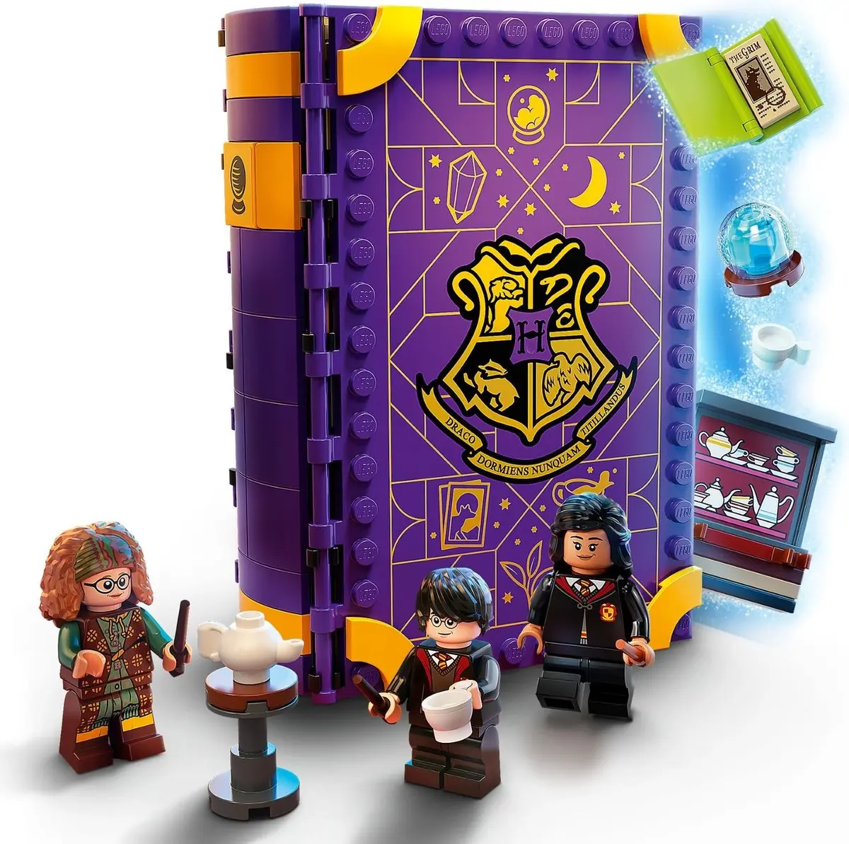 LEGO Harry Potter 76396 Hogwarts Moment: Divination Class set, image 3