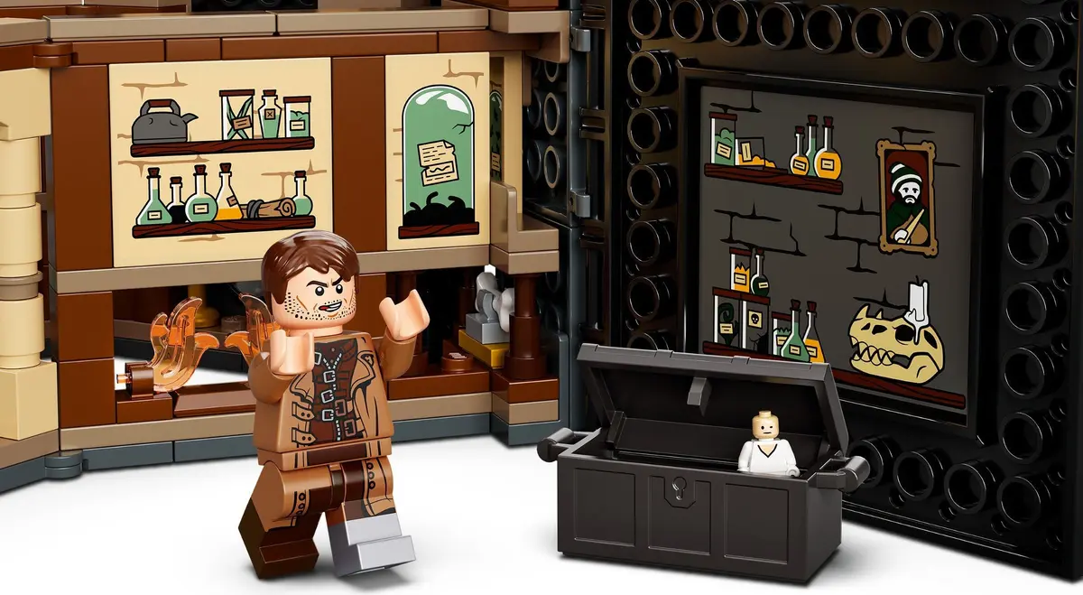 LEGO Harry Potter 76397 Hogwarts Moment: Defence Against the Dark Arts Class set, image 6