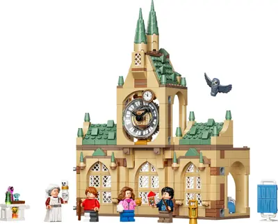 LEGO Harry Potter 76398 Hogwarts Hospital Wing set