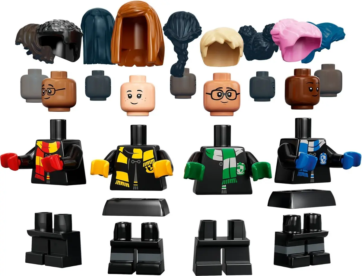 LEGO Harry Potter 76399 Hogwarts Magical Trunk set, image 3