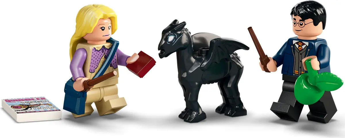 LEGO Harry Potter 76400 Hogwarts Carriage and Thestrals set, image 4