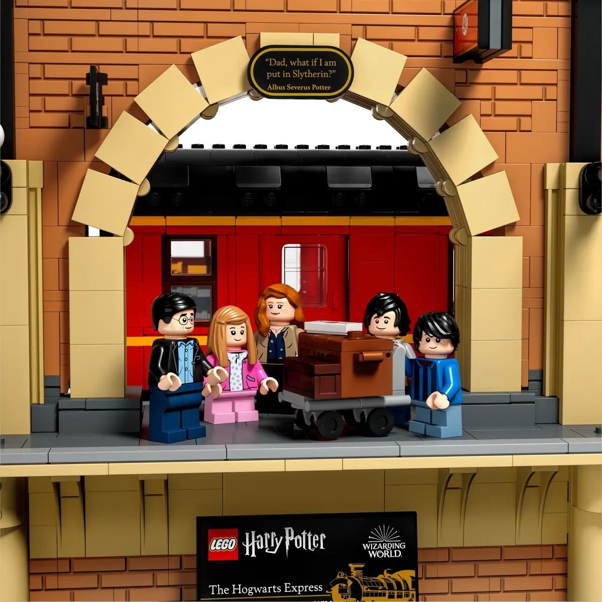 LEGO Harry Potter 76405 Hogwarts Express - Collectors' Edition set, image 9
