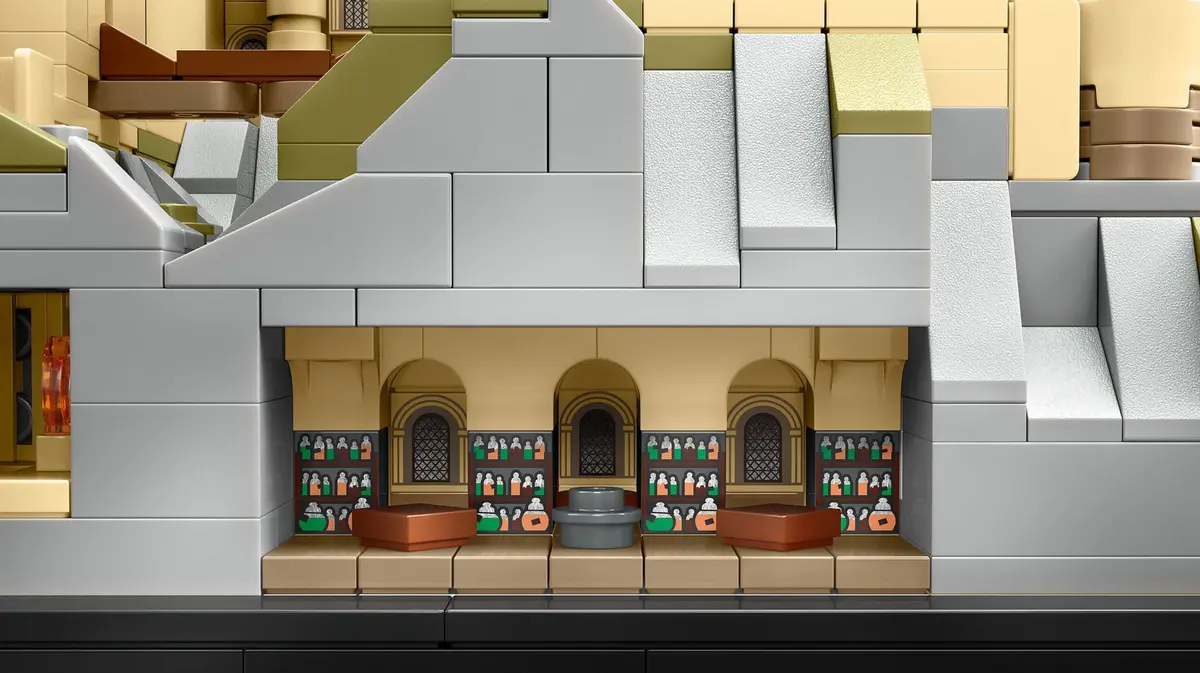 LEGO Harry Potter 76419 Hogwarts Castle and Grounds set, image 12