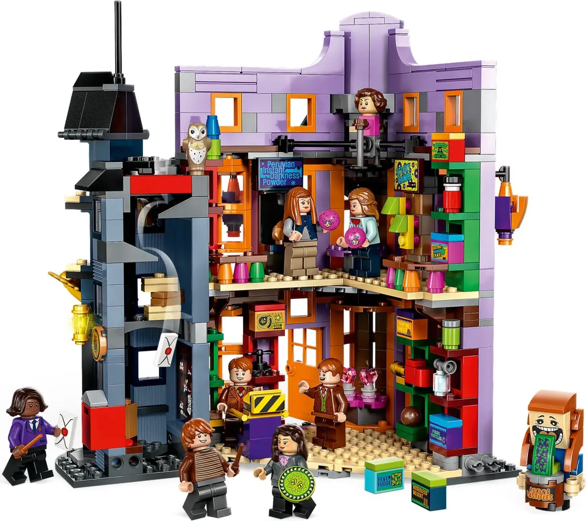 LEGO Harry Potter 76422 Diagon Alley: Weasleys' Wizard Wheezes set, image 3