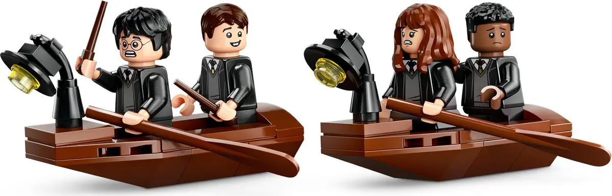 LEGO Harry Potter 76426 Hogwarts Castle Boathouse set, image 3