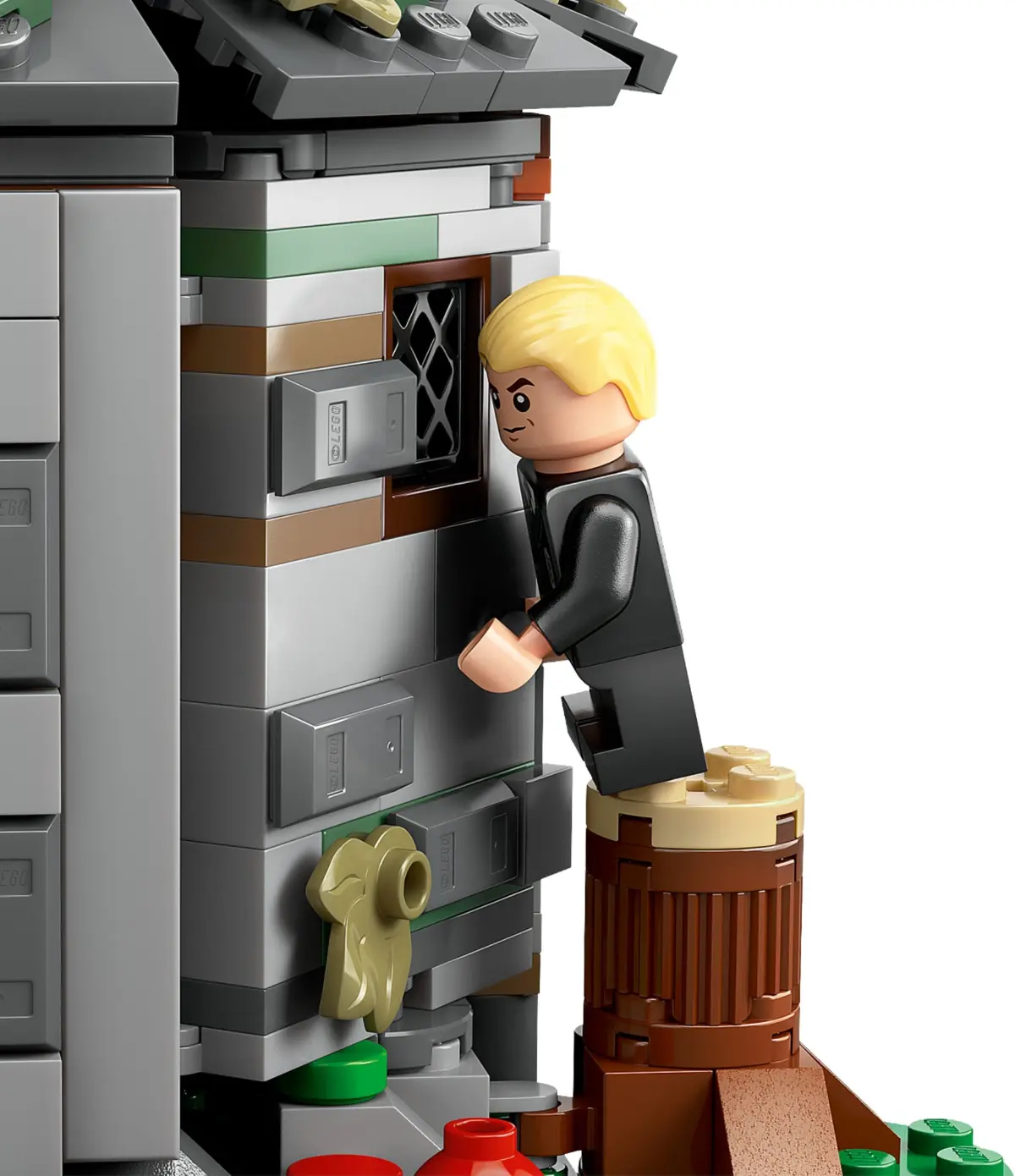 LEGO Harry Potter 76428 Hagrid's Hut: An Unexpected Visit set, image 10