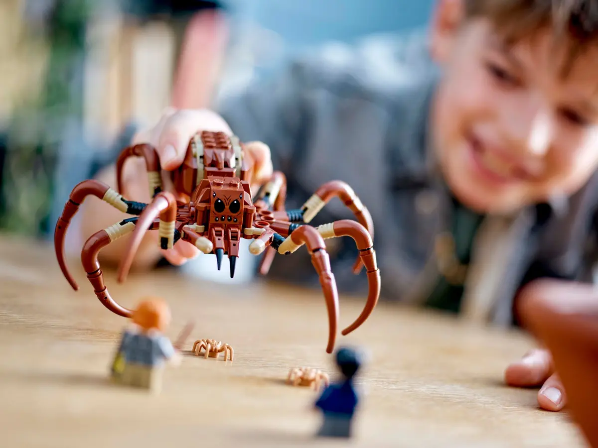 LEGO Harry Potter 76434 Aragog in the Forbidden Forest set, image 8