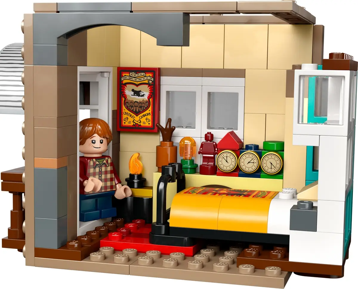 LEGO Harry Potter 76437 The Burrow - Collectors' Edition set, image 8