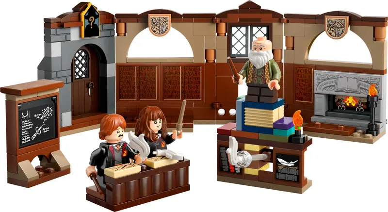 LEGO Harry Potter 76442 Hogwarts Castle: Charms Class set