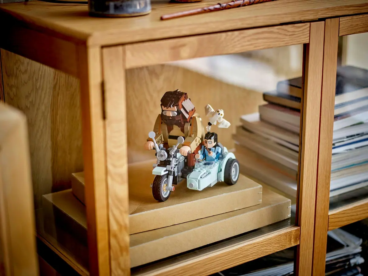 LEGO Harry Potter 76443 Hagrid & Harry's Motorcycle Ride set, image 6