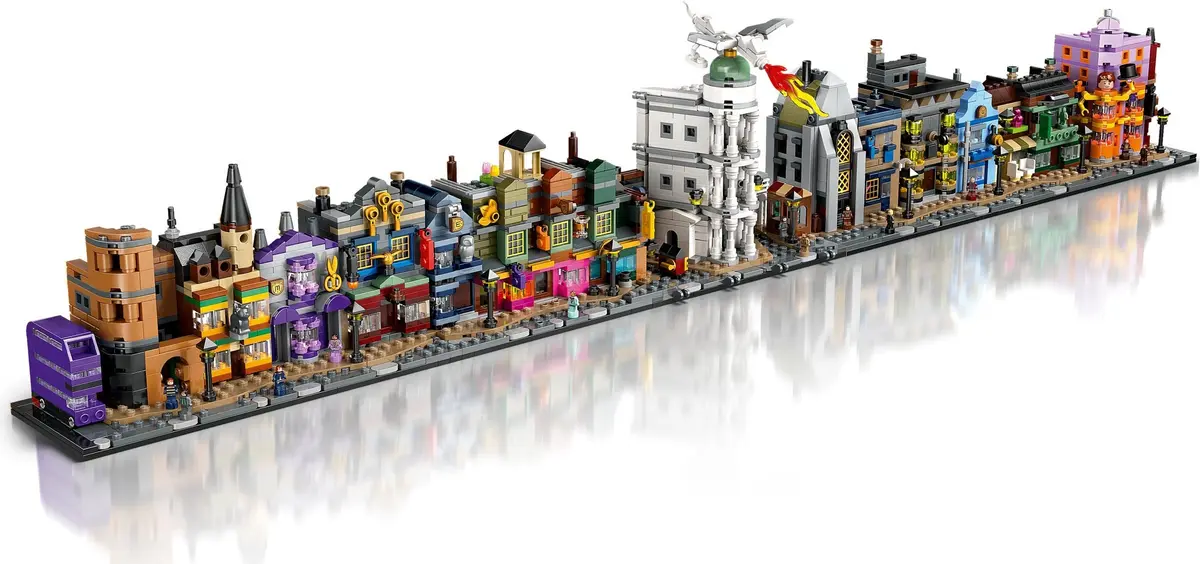 LEGO Harry Potter 76444 Diagon Alley Wizarding Shops set, image 16