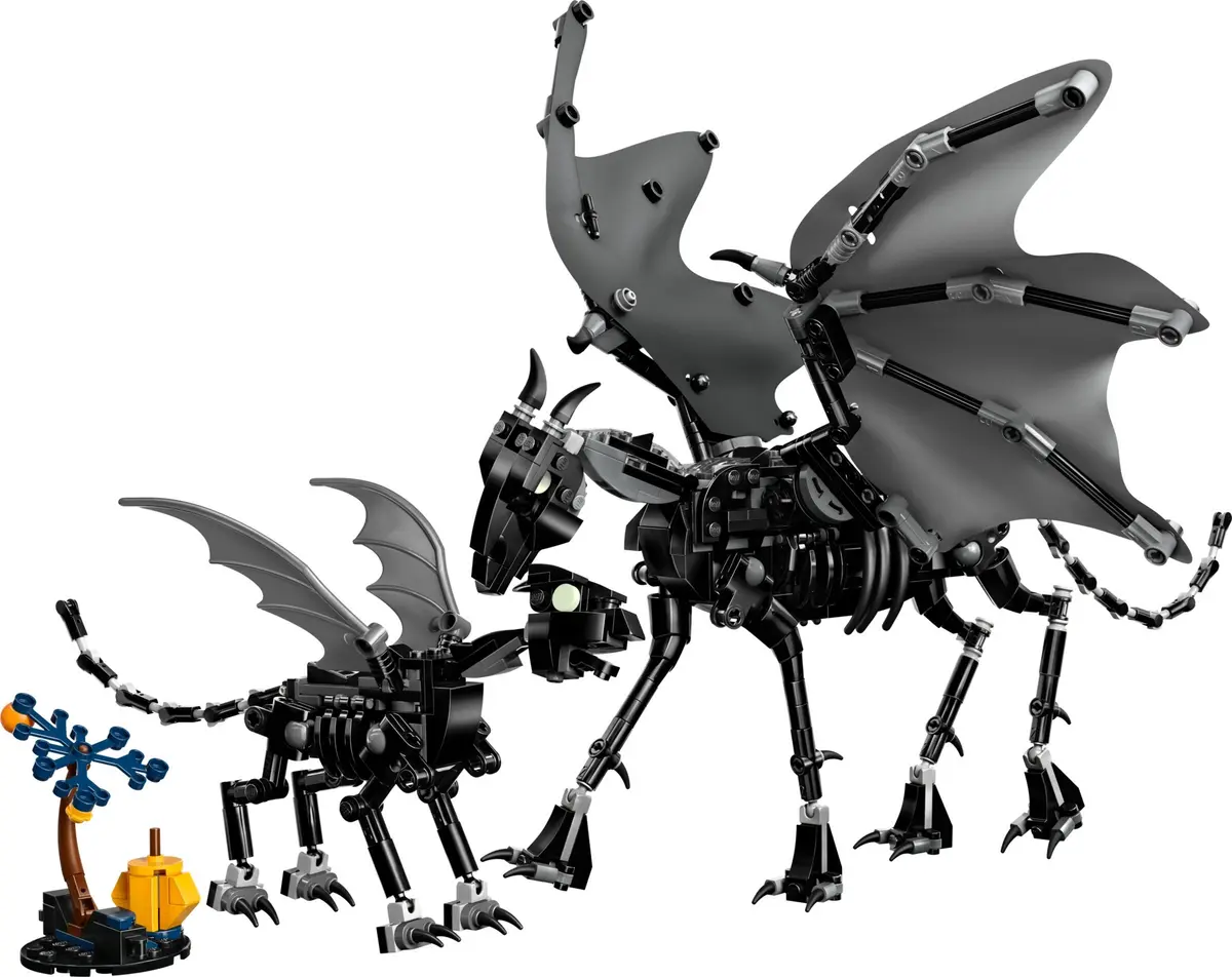 LEGO Harry Potter 76458 Thestral Family set