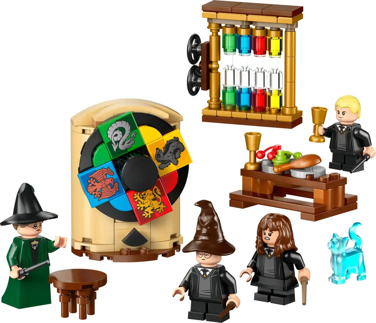 LEGO Harry Potter 76460 Hogwarts Castle: Sorting Hat Ceremony set