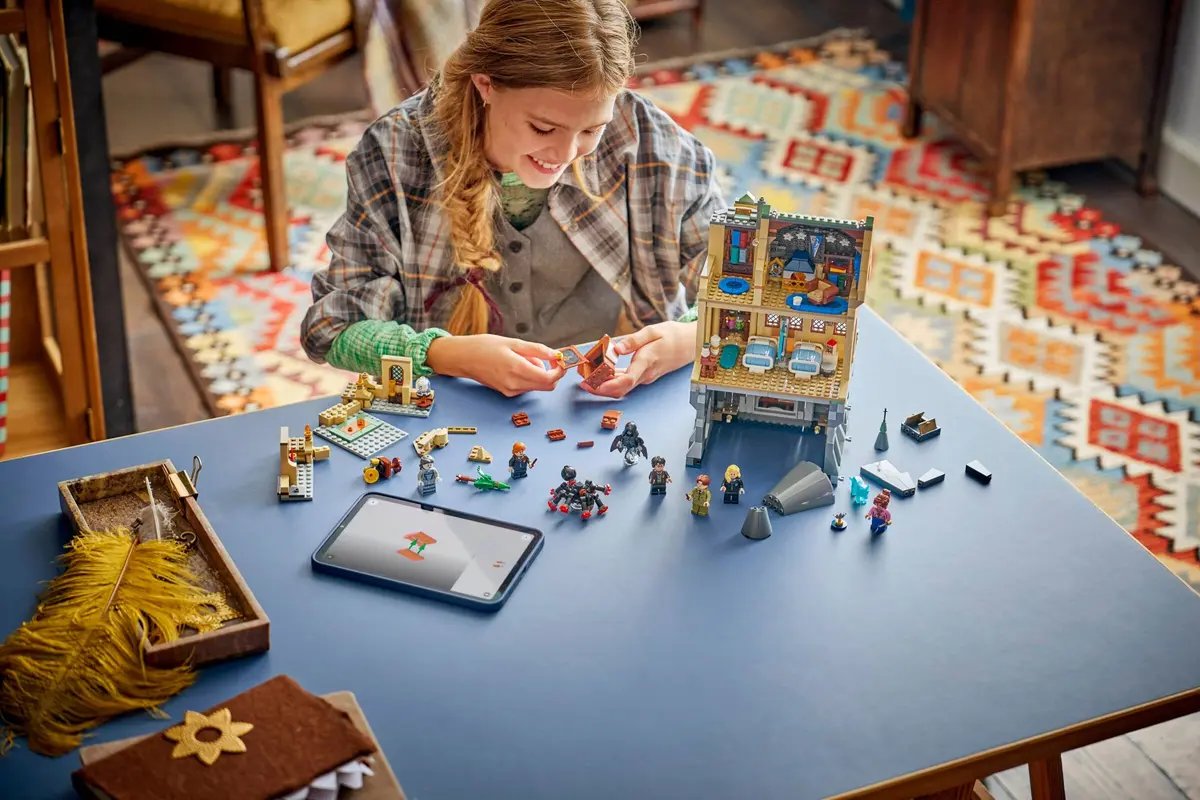 LEGO Harry Potter 76463 Hogwarts Castle: Hospital Wing set, image 5
