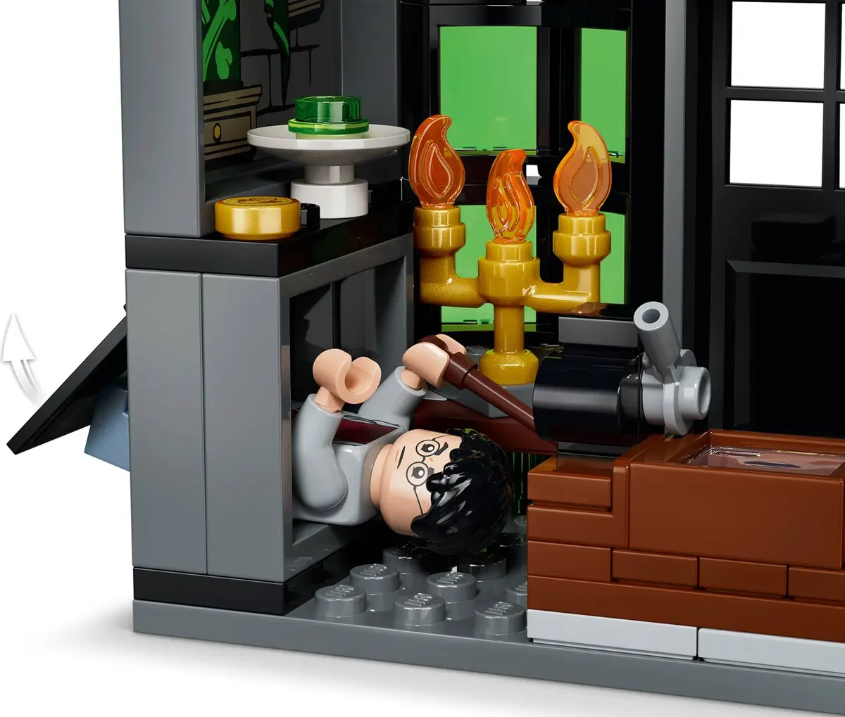 LEGO Harry Potter 76471 Knockturn Alley Wizarding Shops set, image 13
