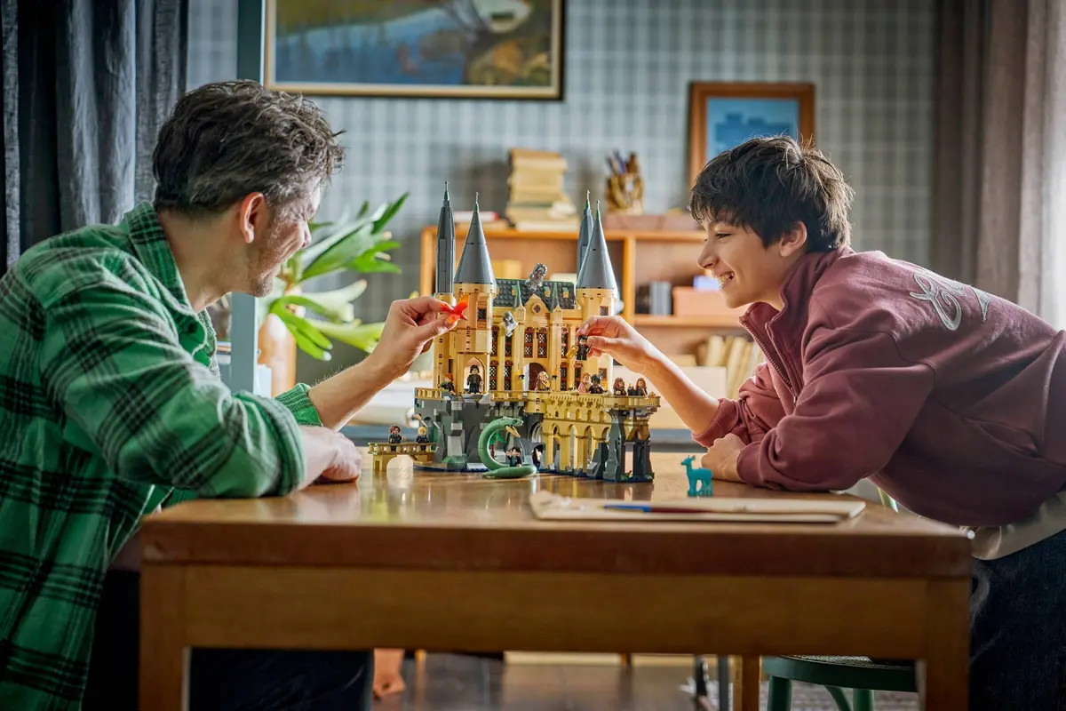 LEGO Harry Potter 76473 Hogwarts Castle: East Wing set, image 6