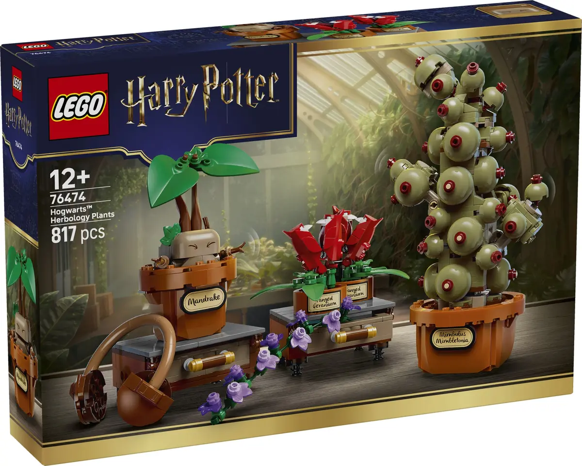 LEGO Harry Potter 76474 Hogwarts Herbology Plants set, image 2
