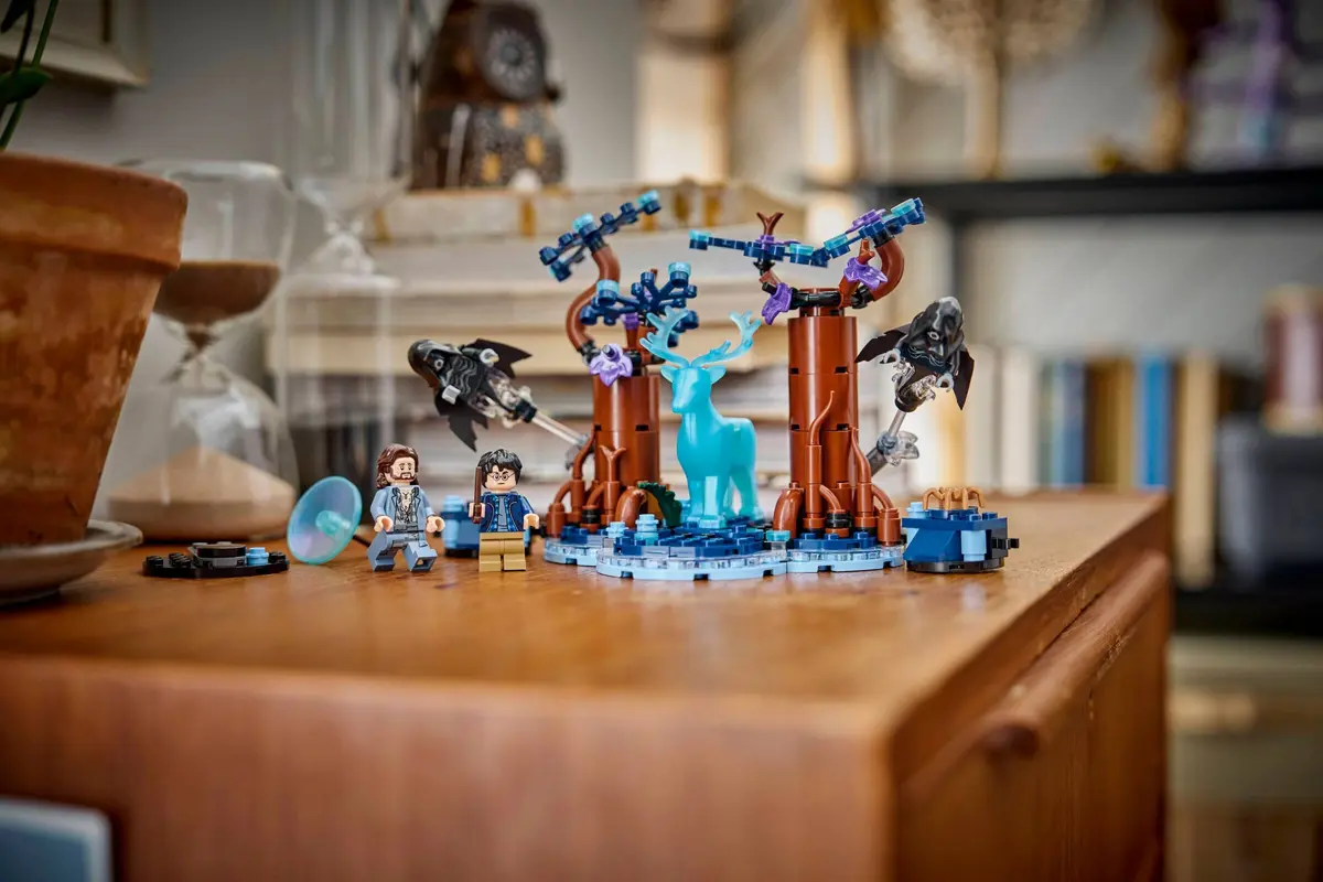 LEGO Harry Potter 76475 Forbidden Forest: Expecto Patronum set, image 8