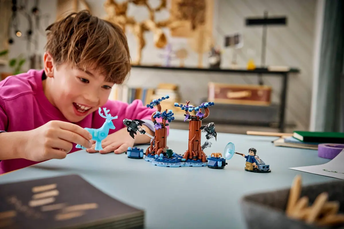 LEGO Harry Potter 76475 Forbidden Forest: Expecto Patronum set, image 6