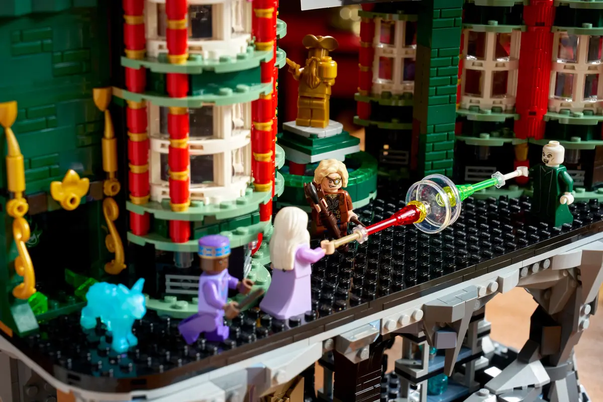 LEGO Harry Potter 76476 The Ministry of Magic - Collectors' Edition set, image 7
