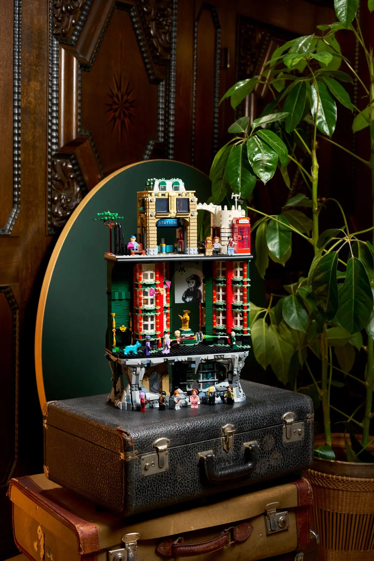 LEGO Harry Potter 76476 The Ministry of Magic - Collectors' Edition set, image 12