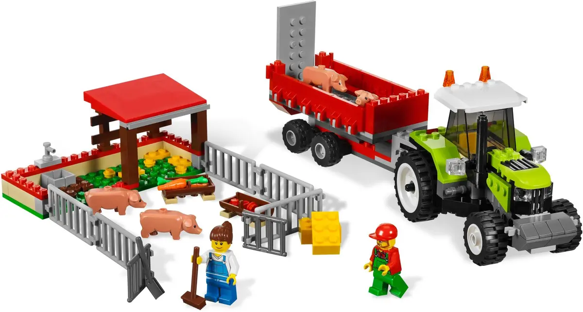 LEGO City 7684 Pig Farm & Tractor set